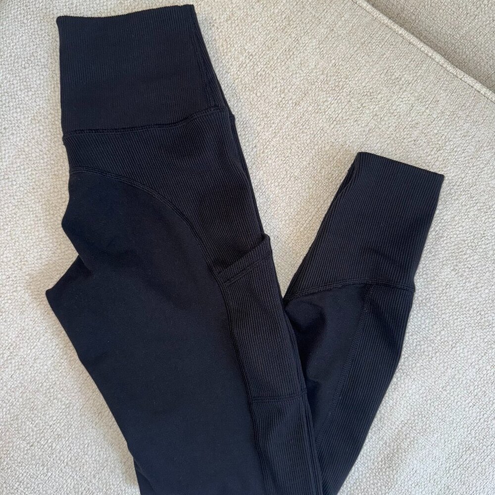 OFFLINE By Aerie The Hugger High Waisted Ribbed Pocket Legging, women's size S